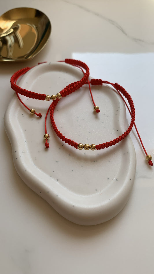 Pulsera hilo rojo(3 Deseos)