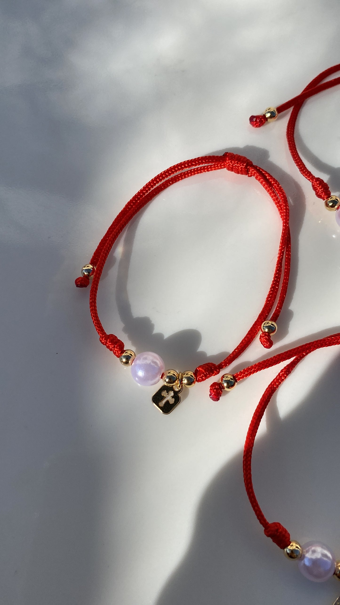 Pulsera perlita + mini dije